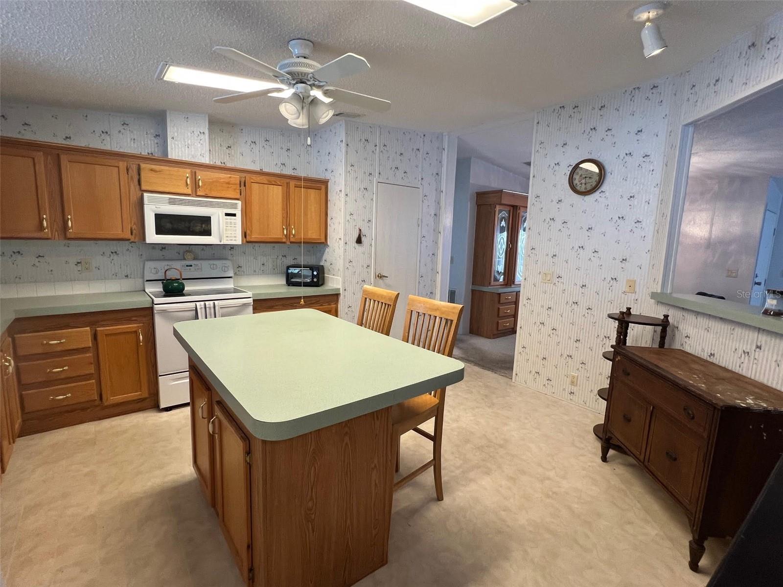 DORAL RO ASSOCIATION INC UNREC - Residential