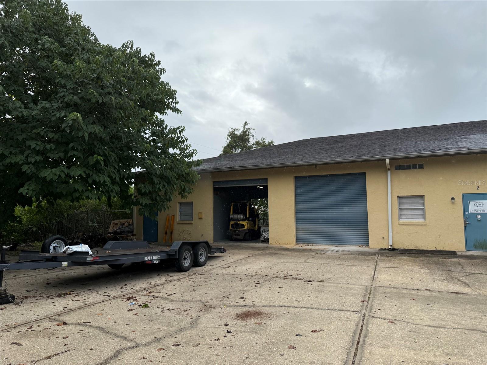 CEDAR HOMES INDUST PARK - Commercial Lease