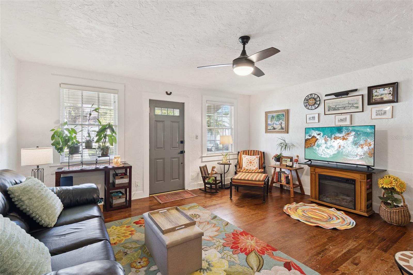 COLONIAL PARK SECOND ADD - Residential