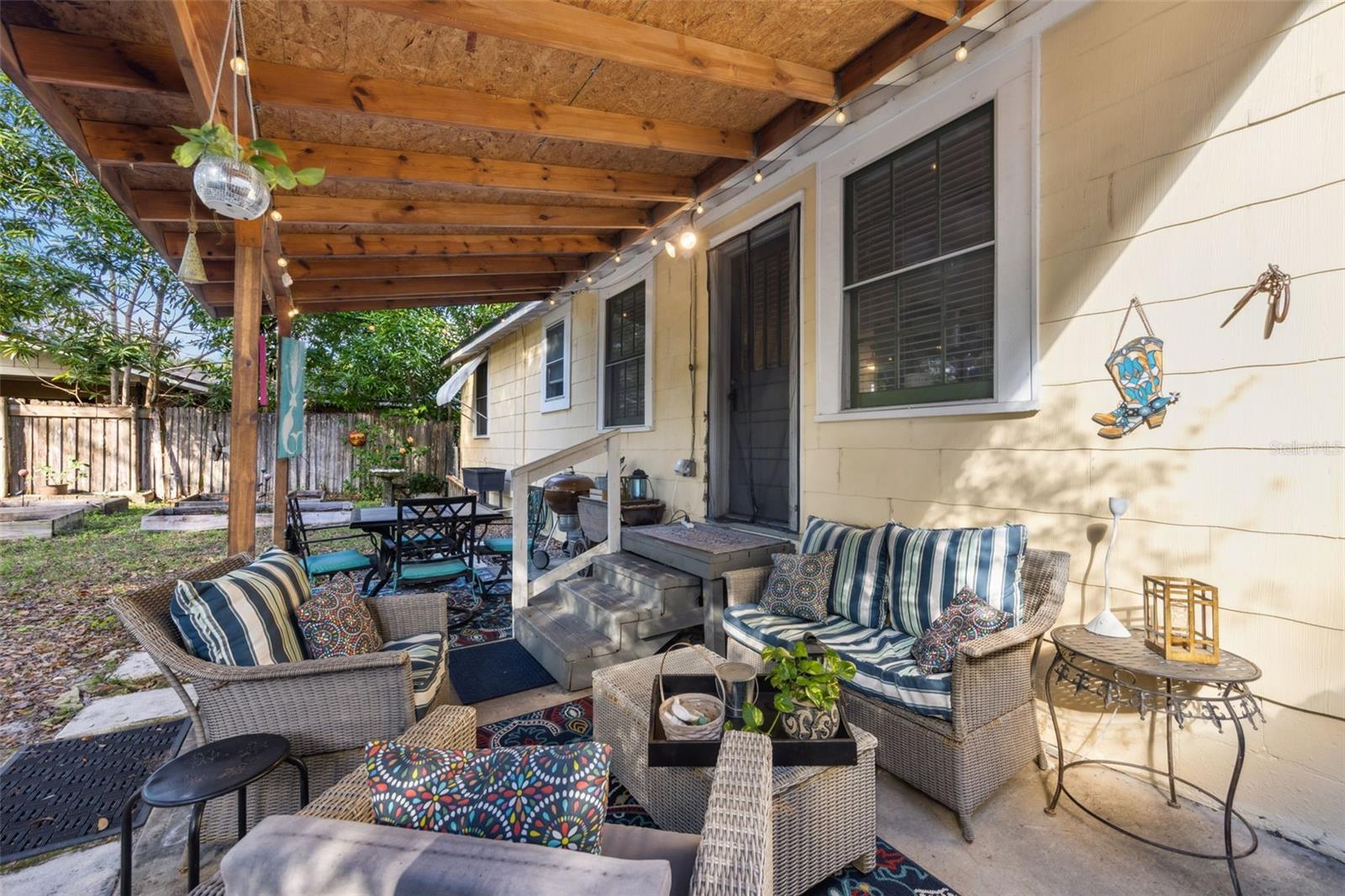 COLONIAL PARK SECOND ADD - Residential