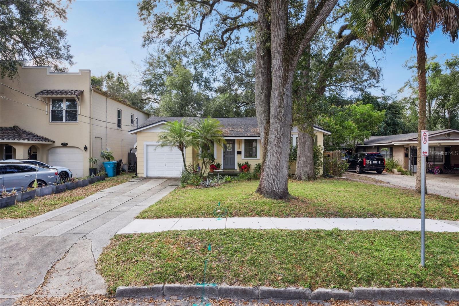 1636 E CONCORD STREET