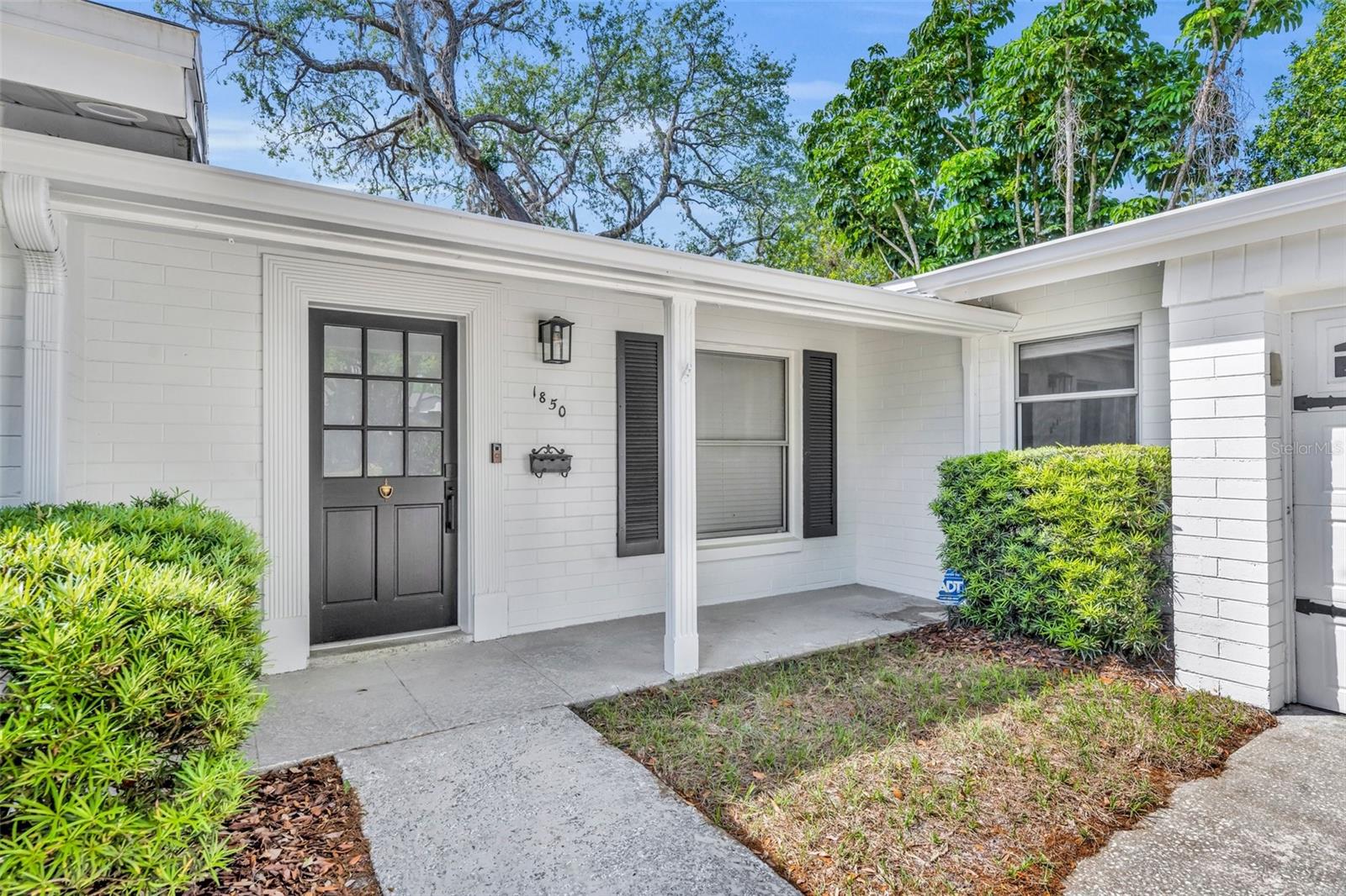 1850 SHAWNEE TRAIL