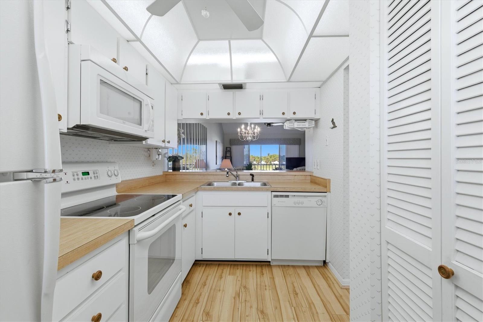 FARMINGTON VISTAS - Residential