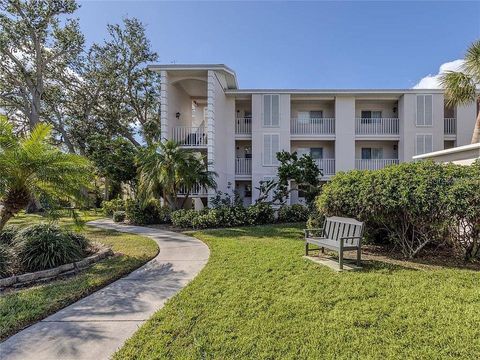 437 CERROMAR LANE 522 VENICE FL 34293