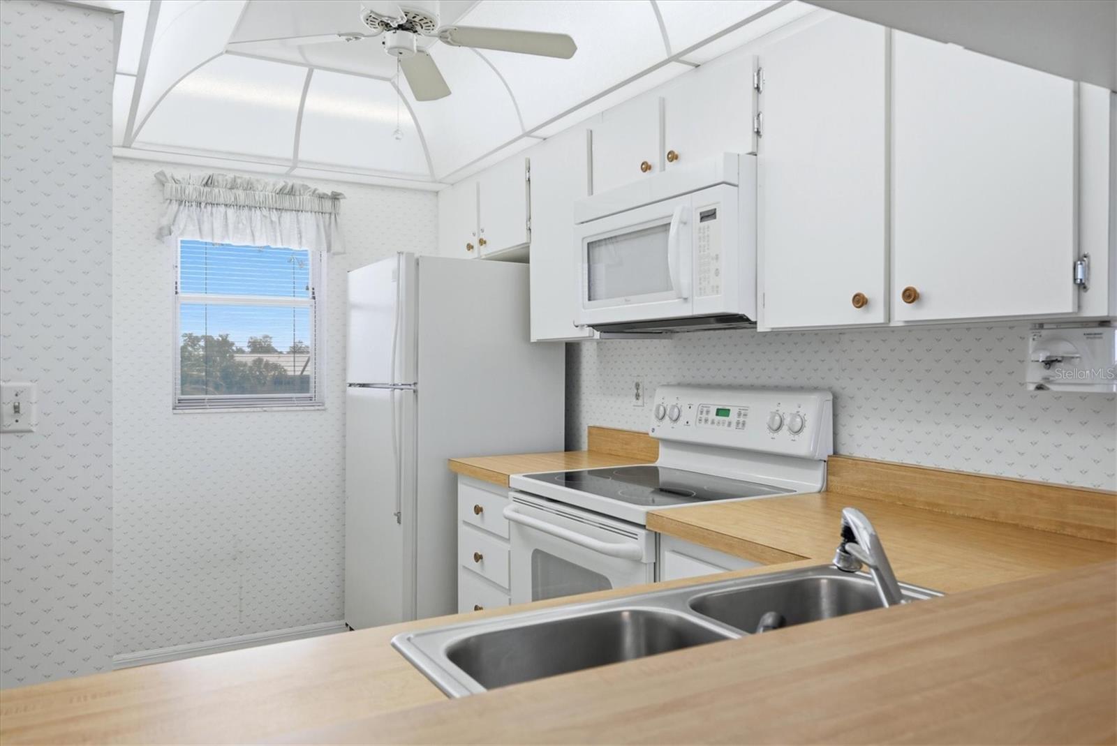 FARMINGTON VISTAS - Residential