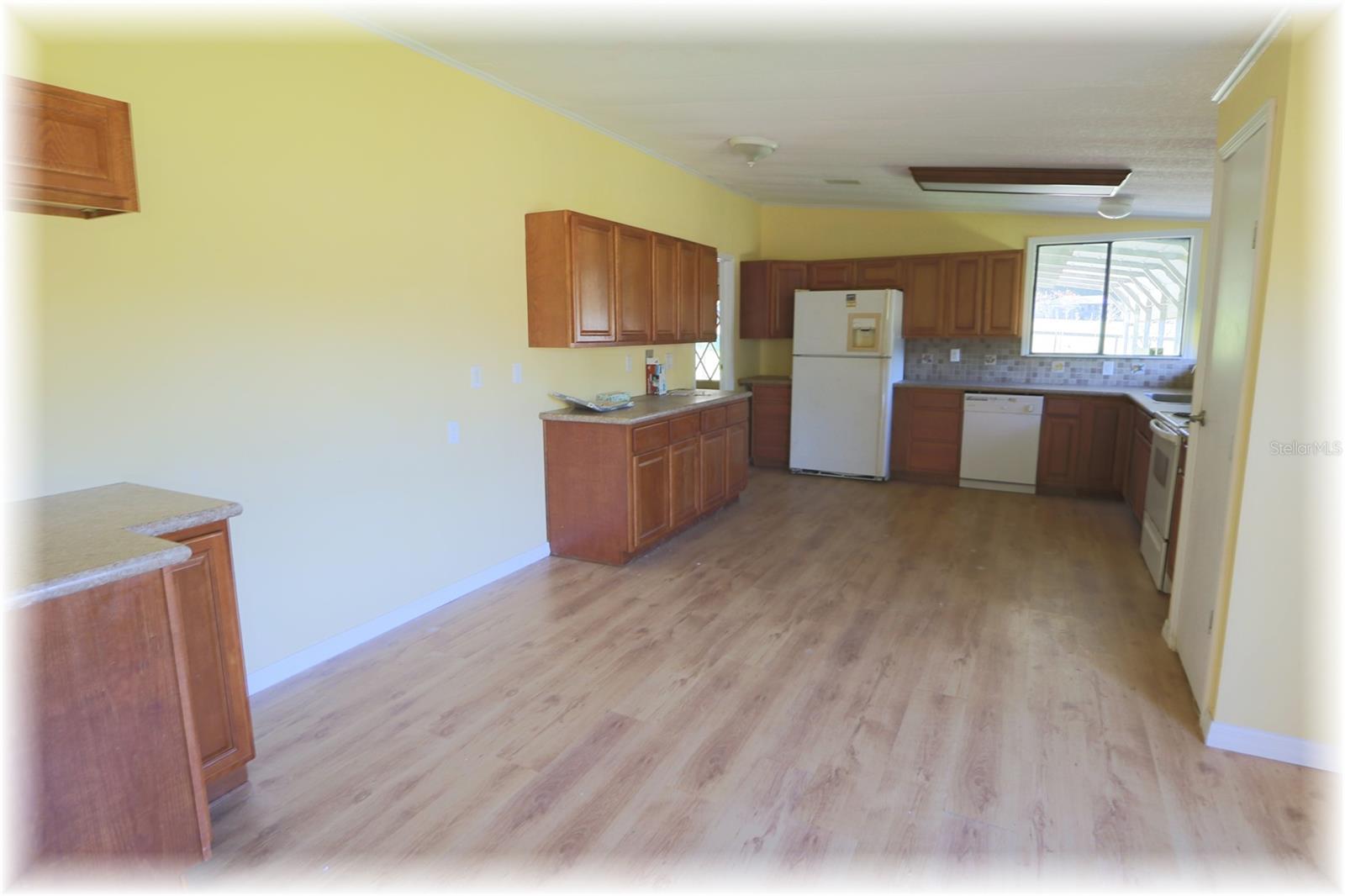 LAKE WEIR OAKS - Residential