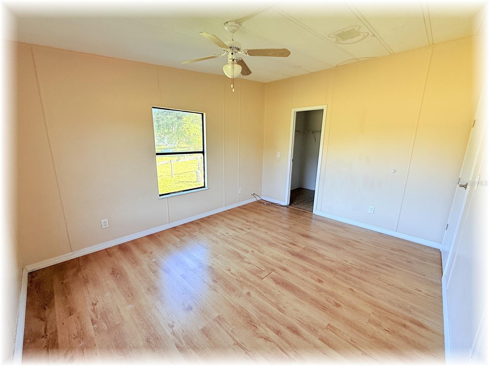 LAKE WEIR OAKS - Residential