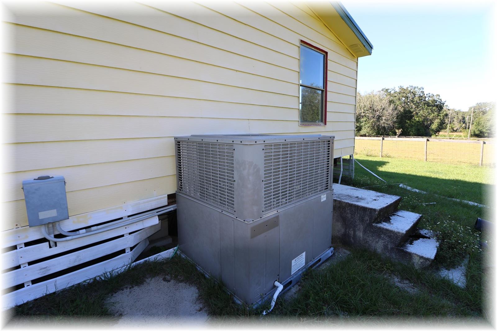 LAKE WEIR OAKS - Residential