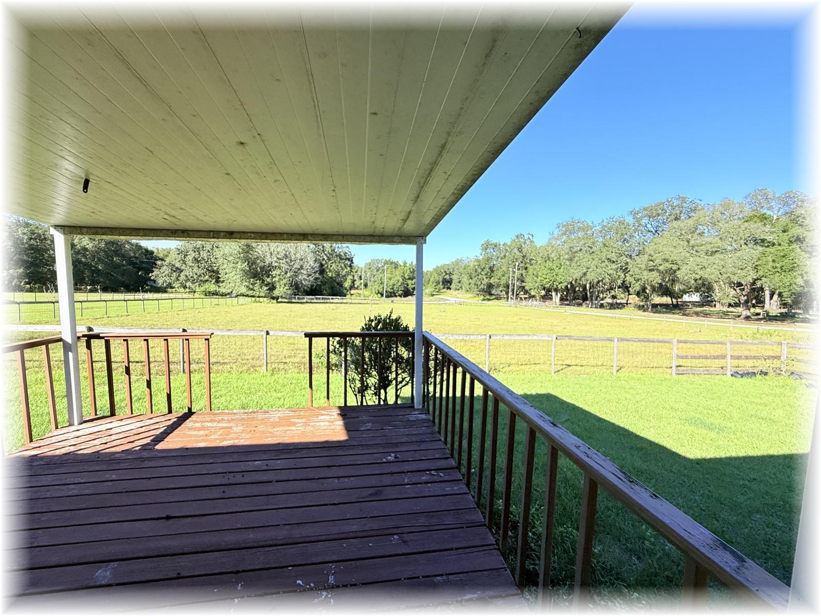 LAKE WEIR OAKS - Residential