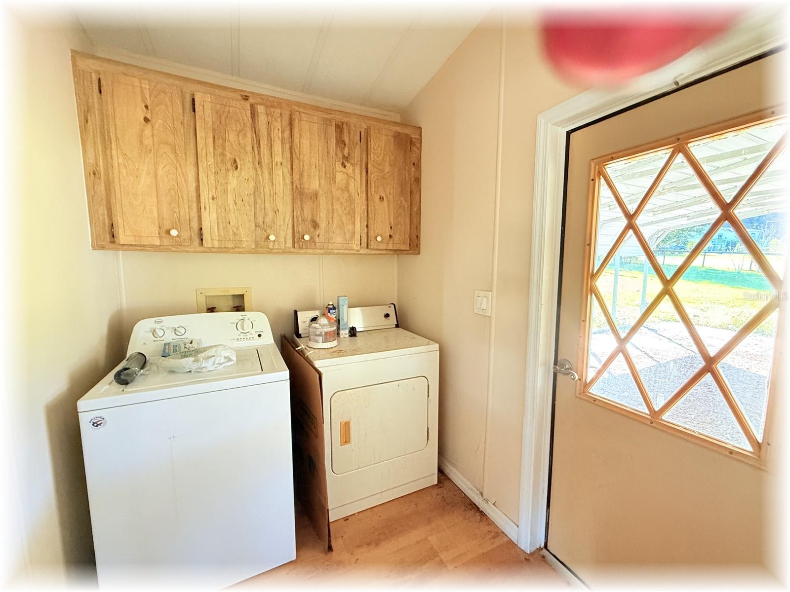 LAKE WEIR OAKS - Residential