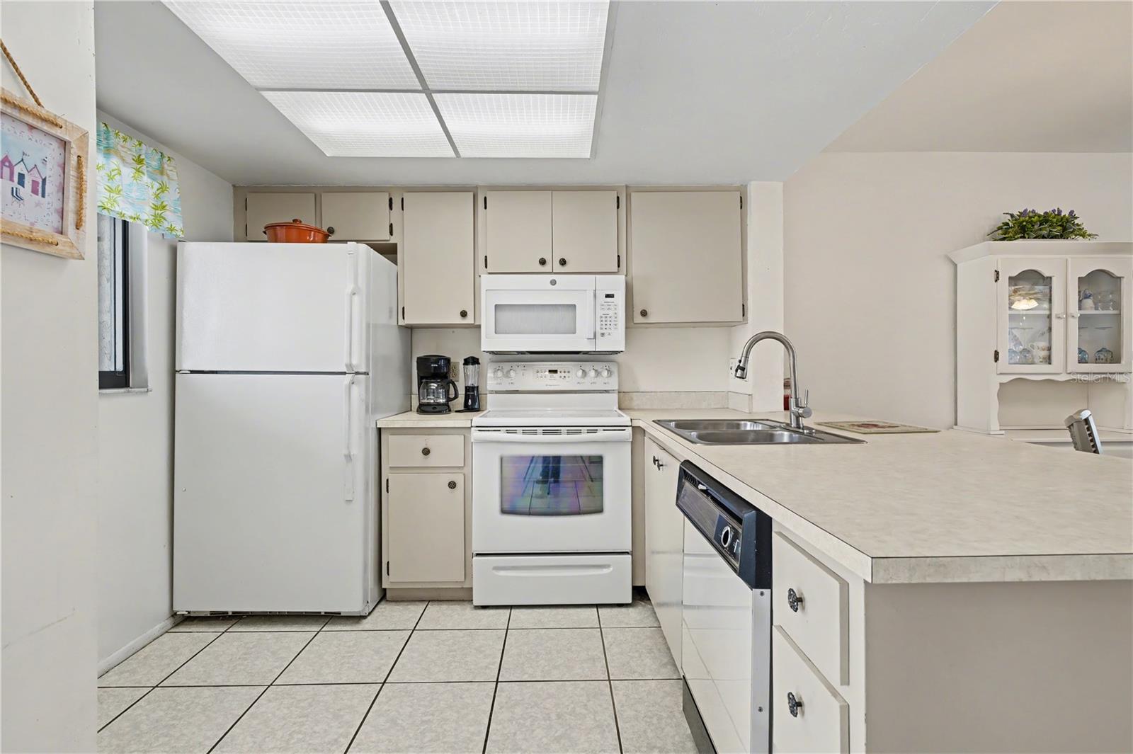 LAKESHORE CHARLOTTE COUNTY PH 03 - Residential