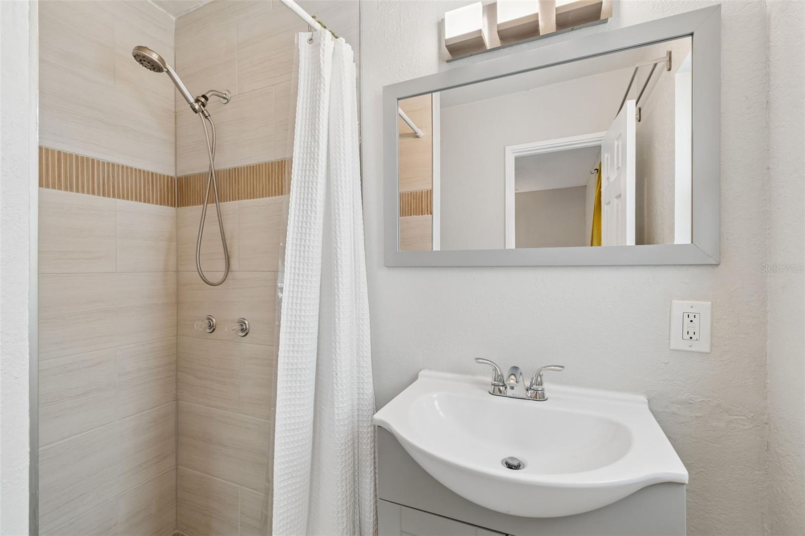 GANDY MANOR ADD - Residential