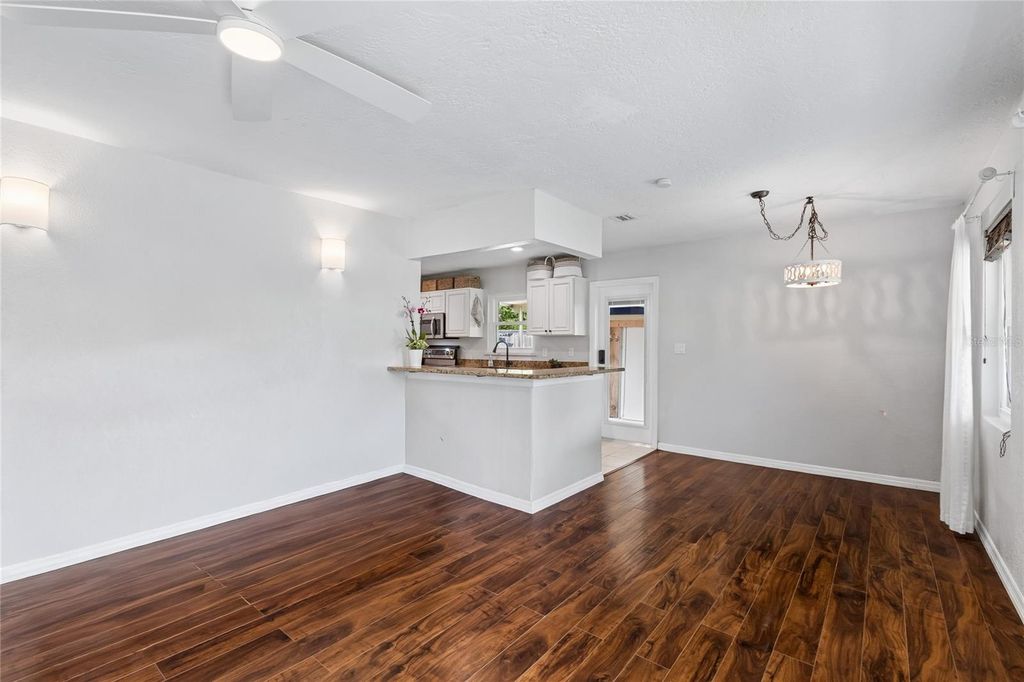 Photo of 3912 W Leila Avenue, Tampa, FL 33616 (MLS # TB8506672)