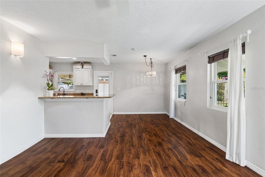 Photo of 3912 W Leila Avenue, Tampa, FL 33616 (MLS # TB8506672)