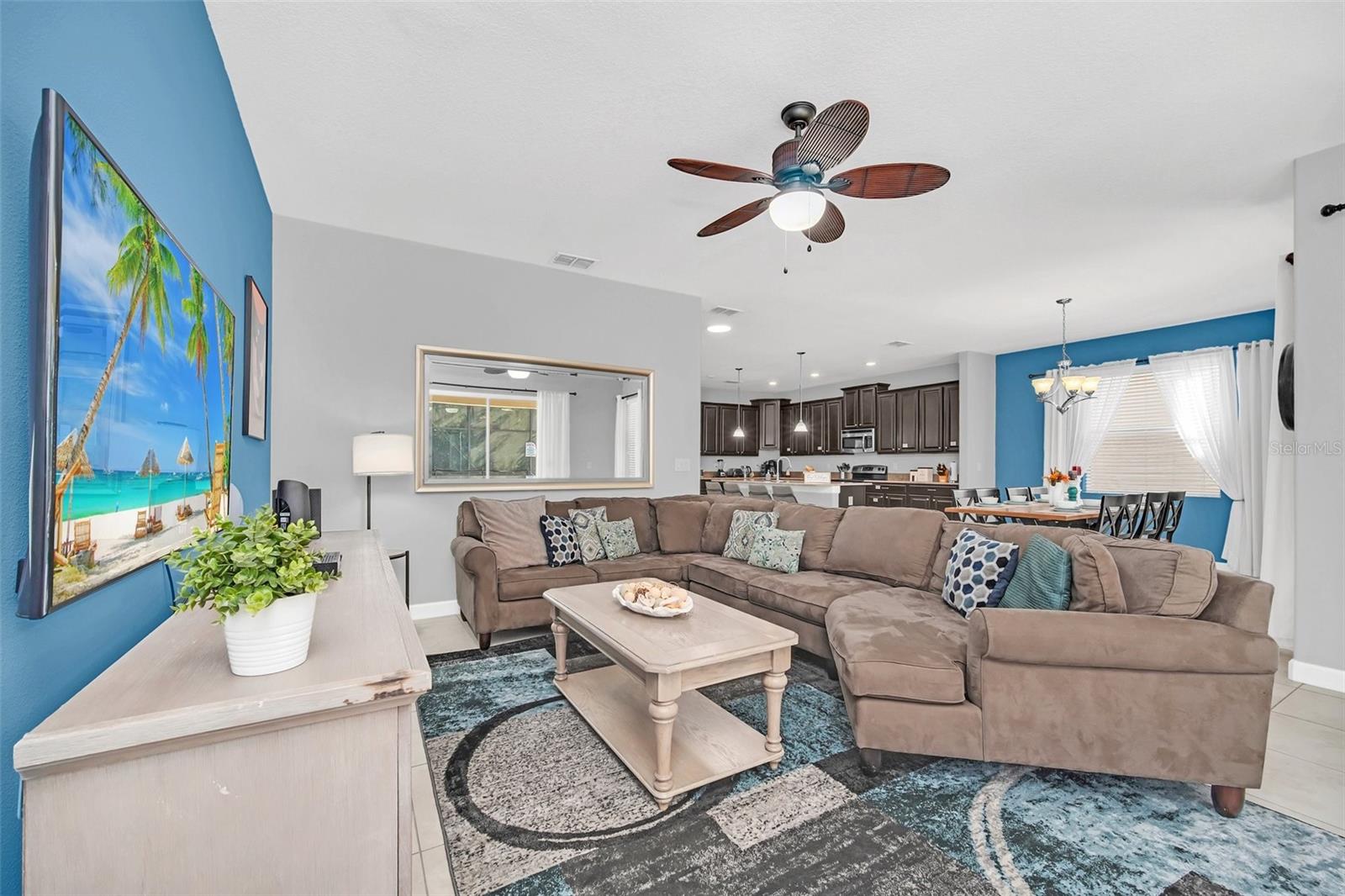2958 BANANA PALM DRIVE