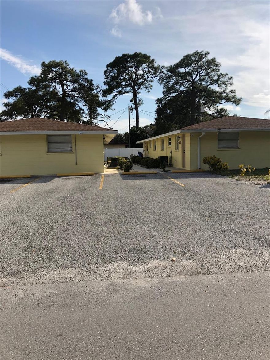 Nice Ground Floor Duplex centrally located in Sarasota. Close proximity to Riverview High School. This Duplex has been recently updated with new paint throughout, New vinyl plank flooring in the 2 bedrooms. New vanity in the bathroom. Ready for immediate occupancy.
We require 1st, last and one month's security deposit to move in. No pets allowed.