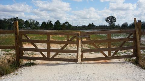 551 S DICKEY ROAD AVON PARK FL 33825