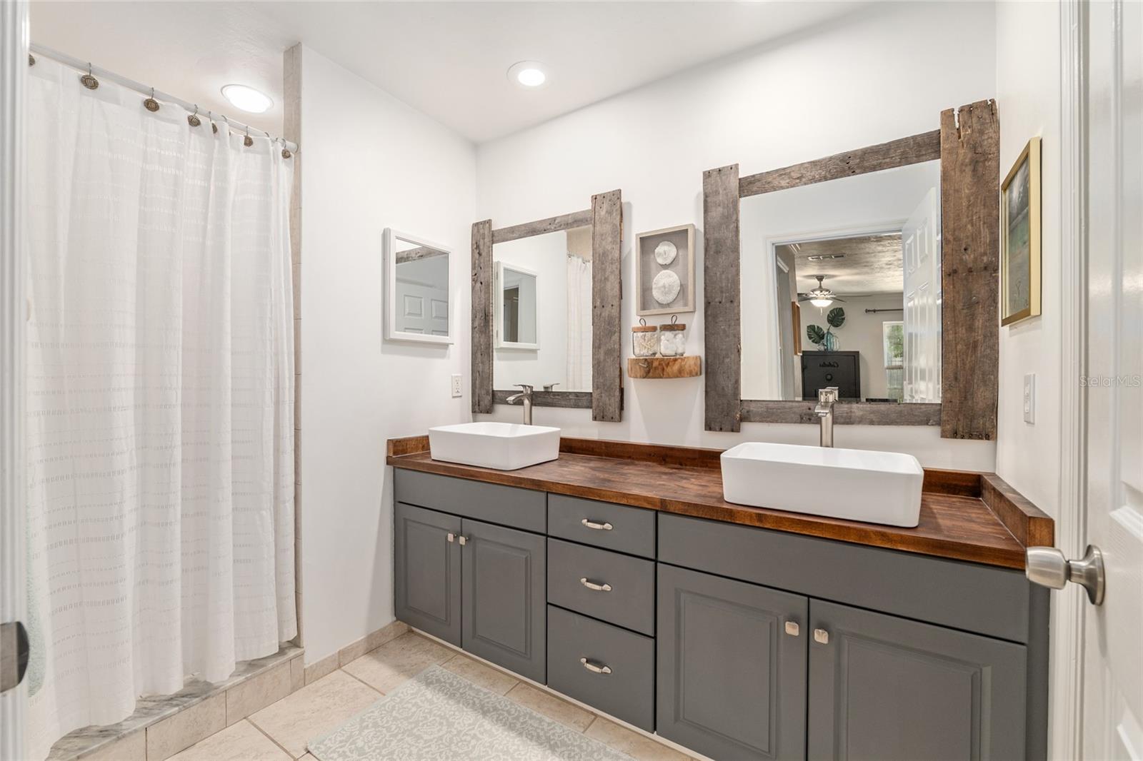 NEWBERRY OAKS PH 6 - Residential