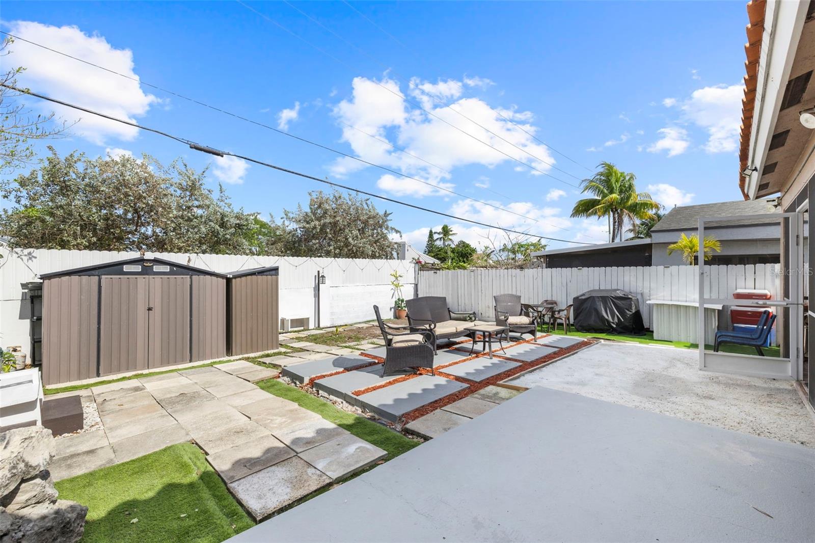 OAK RIDGE VILLAS SUB - Residential