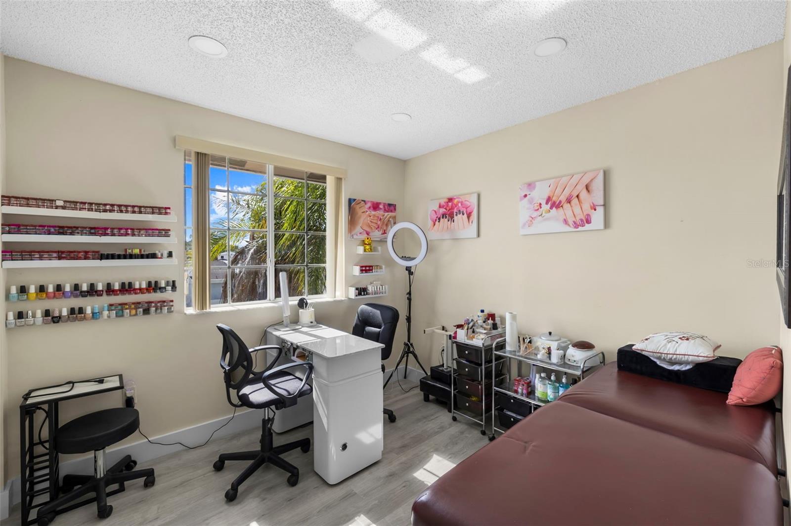 OAK RIDGE VILLAS SUB - Residential