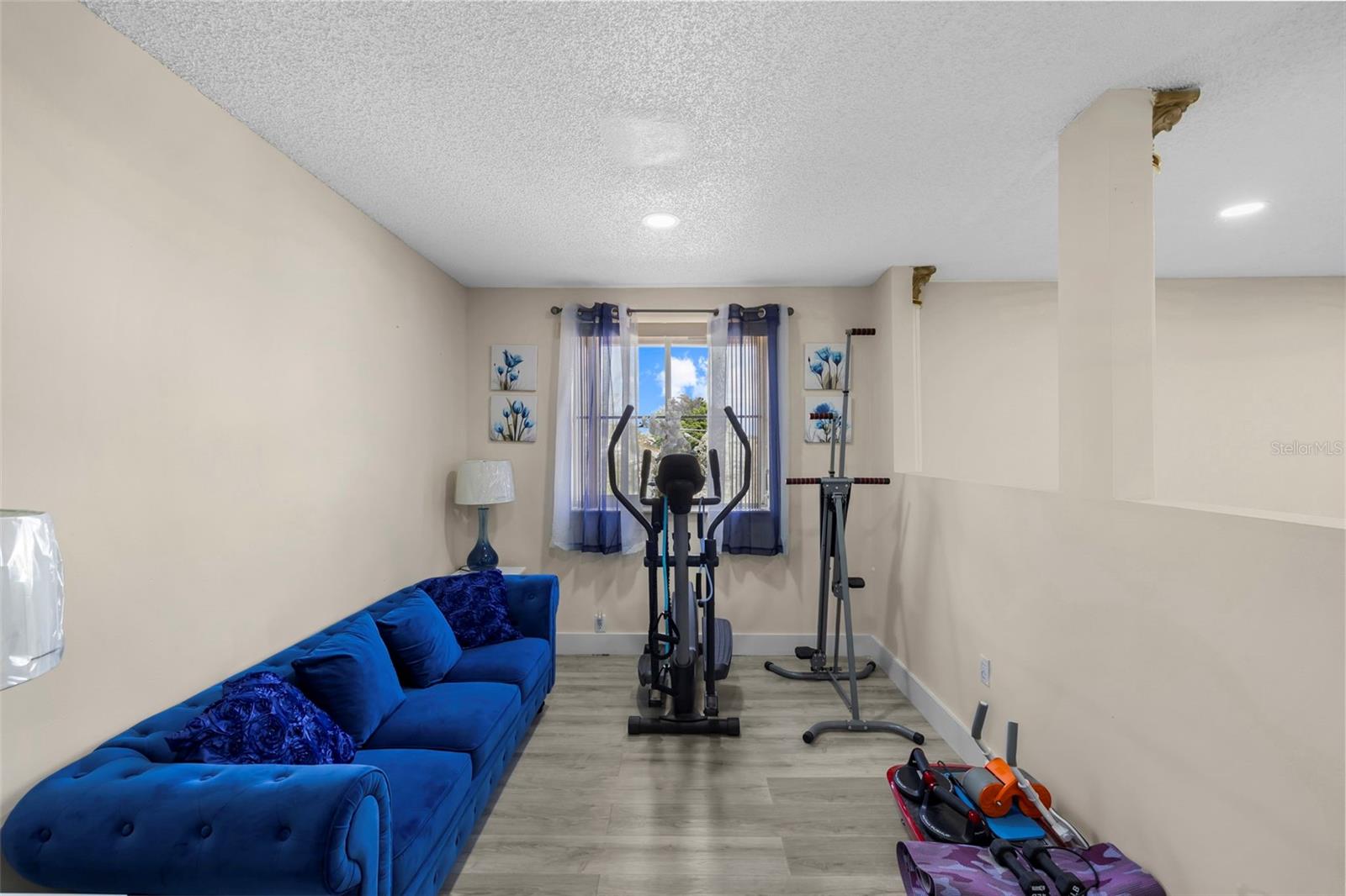 OAK RIDGE VILLAS SUB - Residential