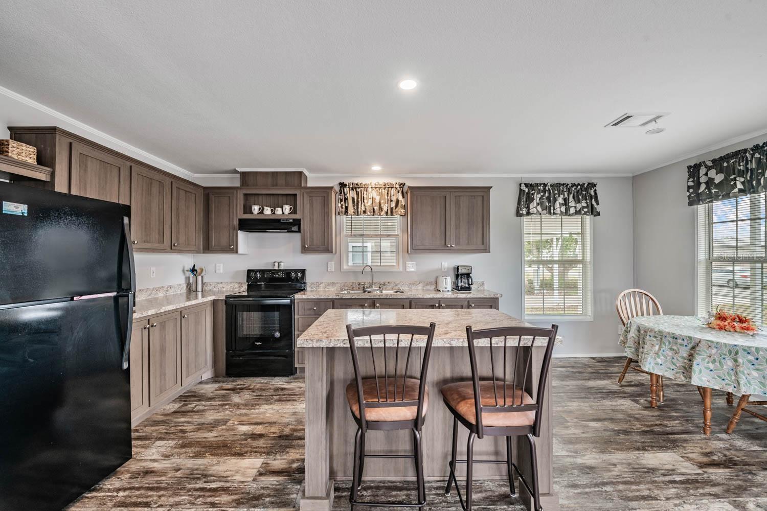 LAKE BETMAR ESTATES - Residential