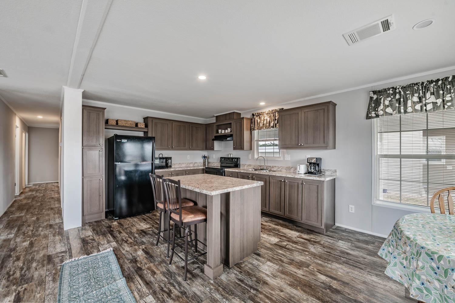 LAKE BETMAR ESTATES - Residential