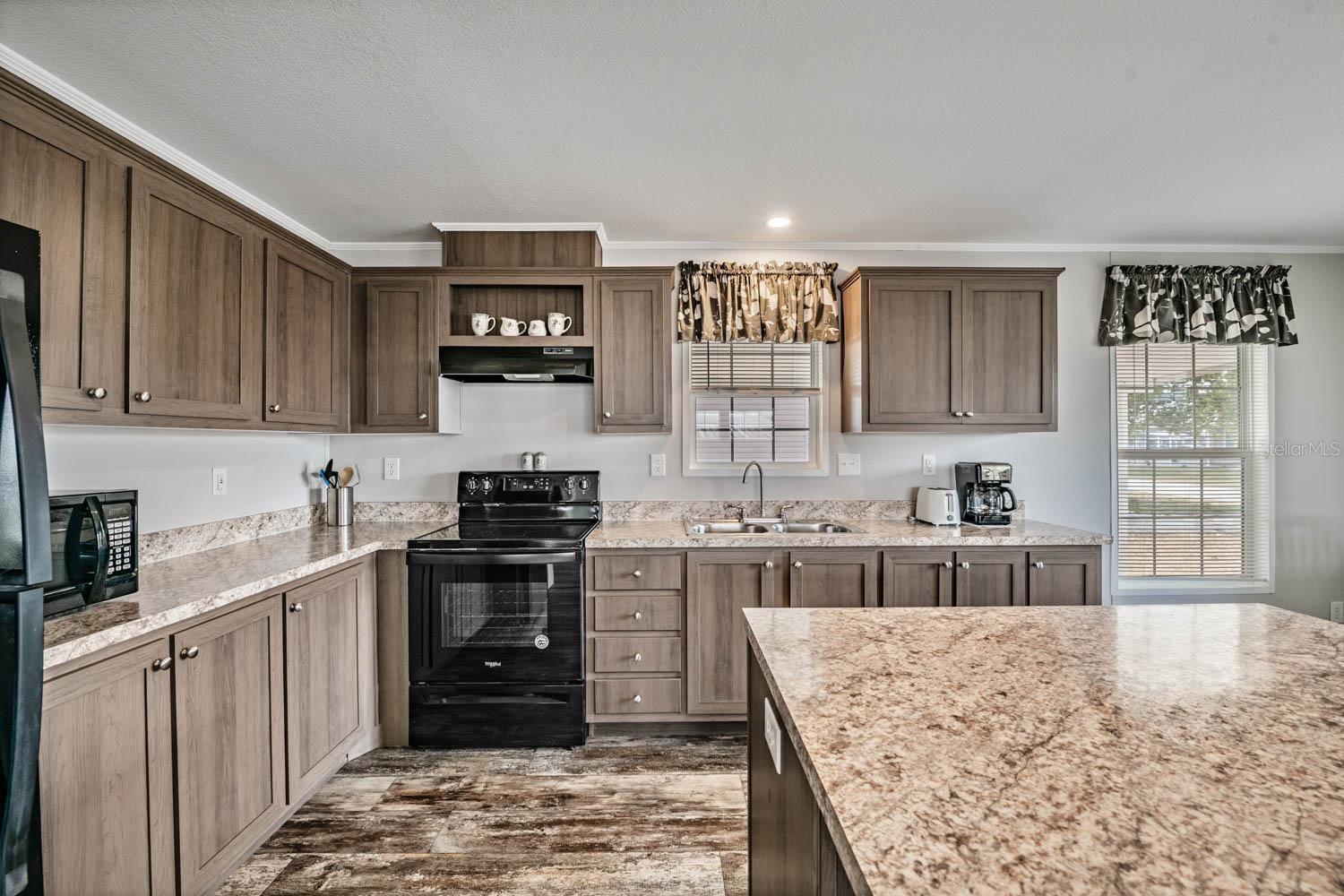 LAKE BETMAR ESTATES - Residential