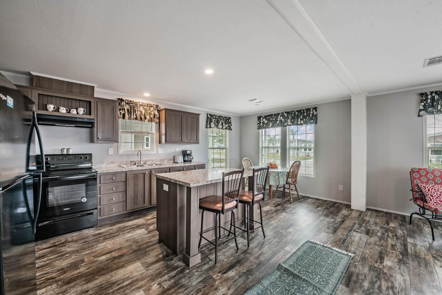 LAKE BETMAR ESTATES - Residential