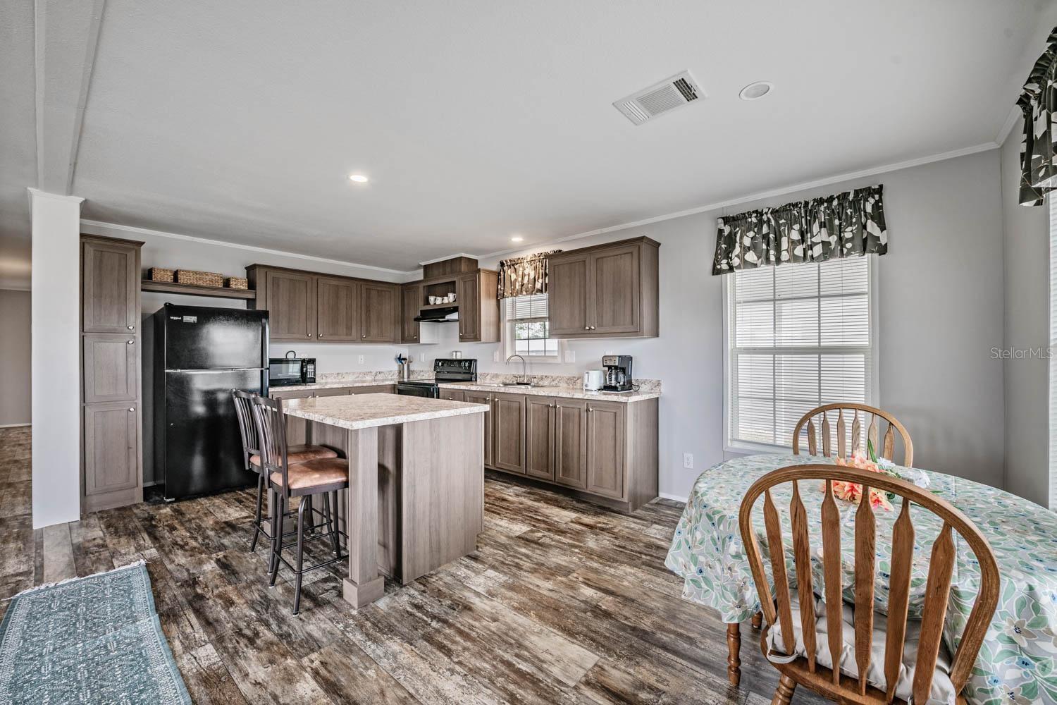 LAKE BETMAR ESTATES - Residential