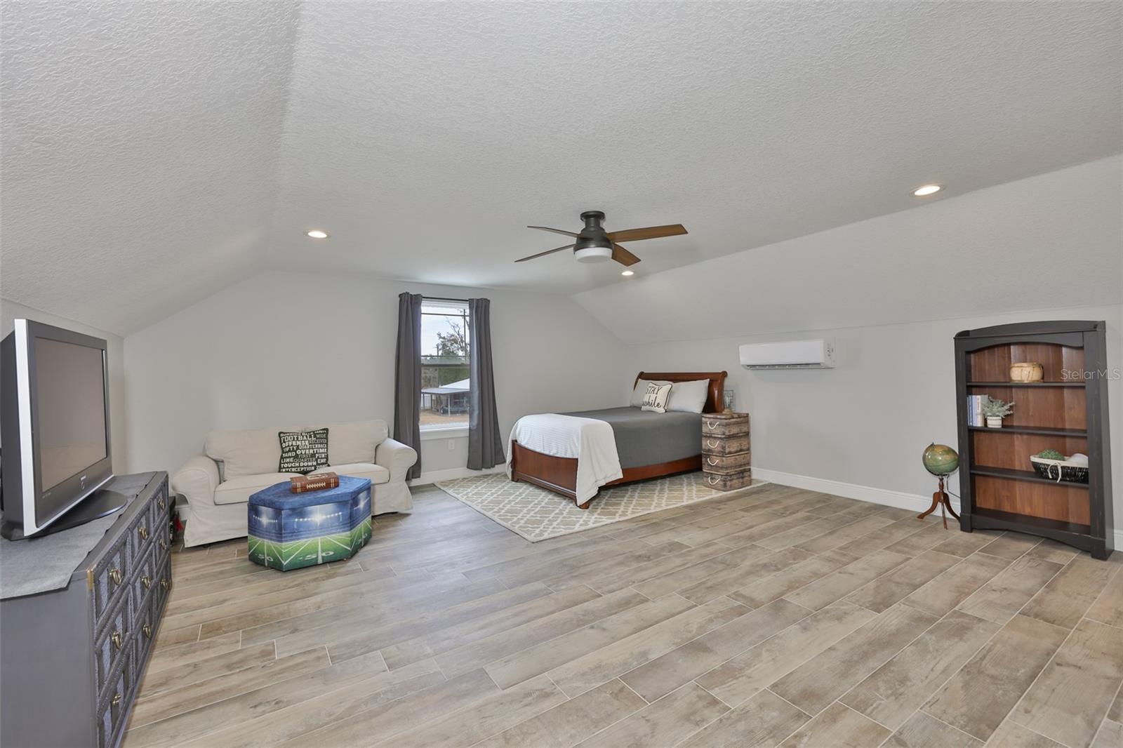 HISCOCK FARM - Residential