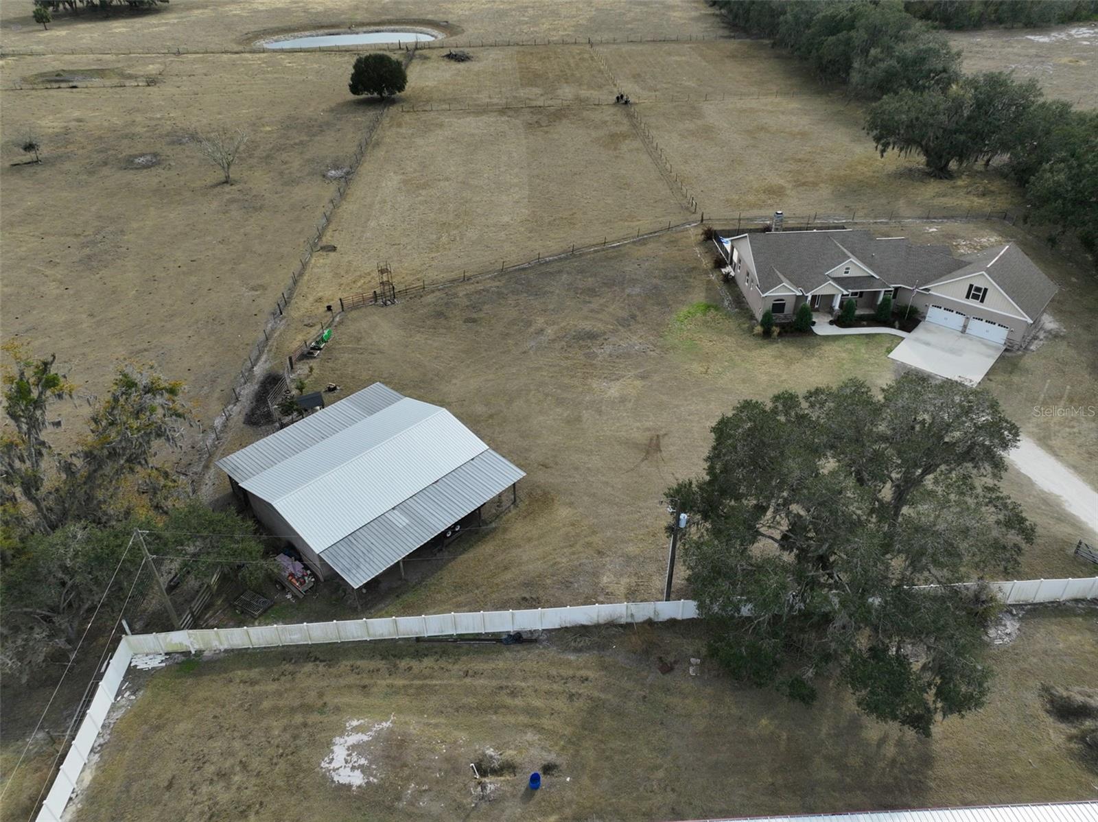 HISCOCK FARM - Residential