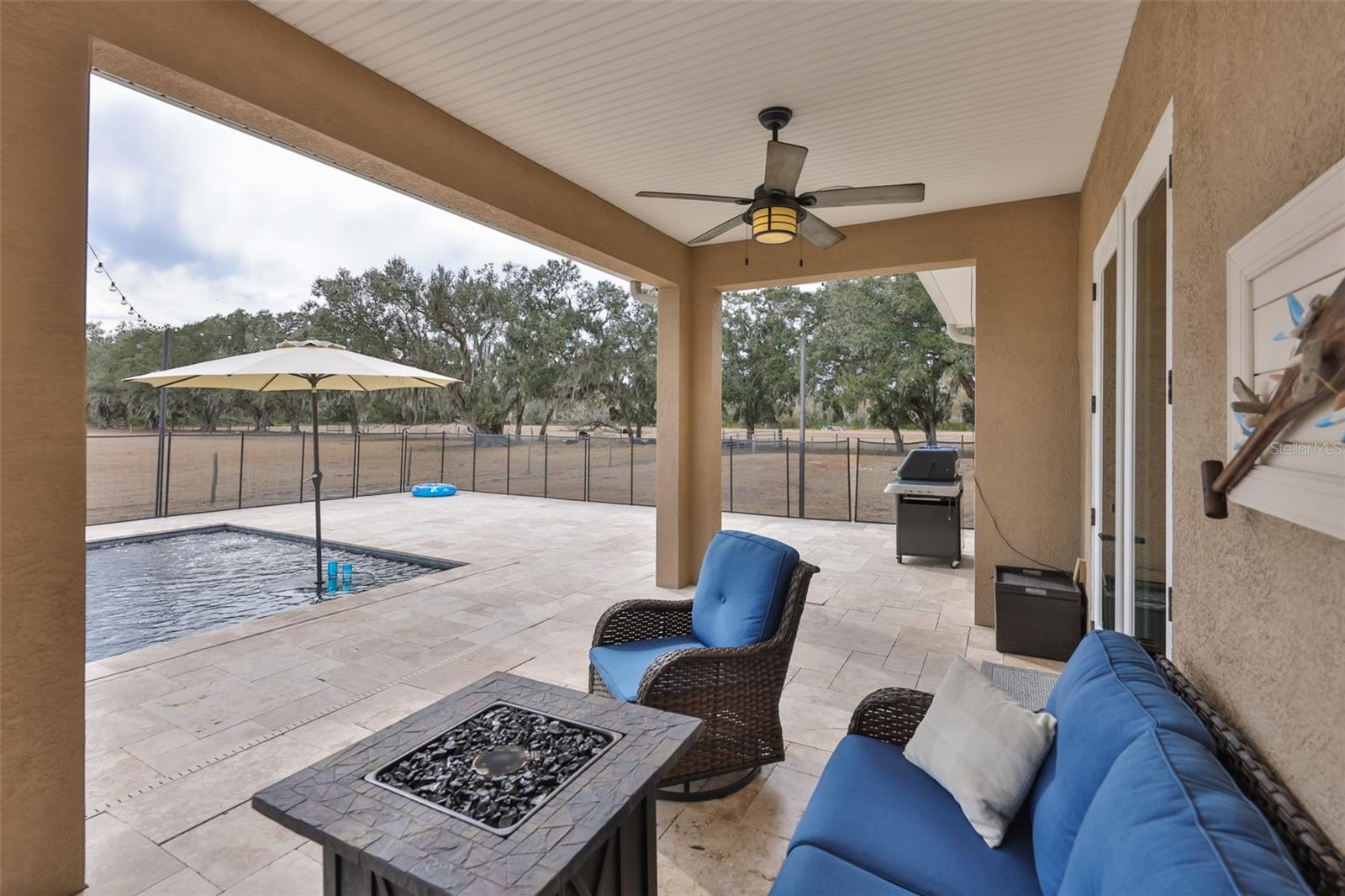 HISCOCK FARM - Residential