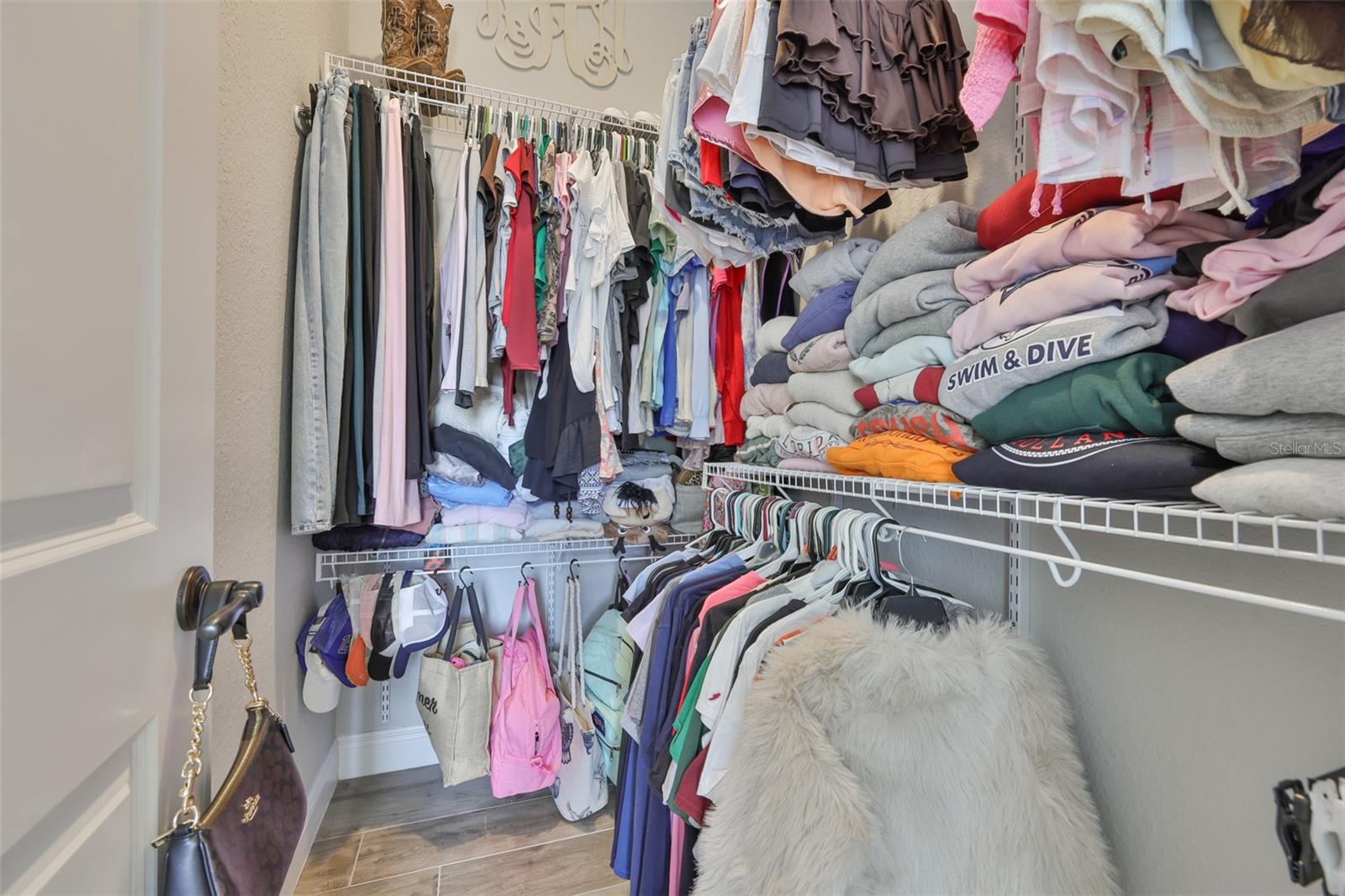 HISCOCK FARM - Residential