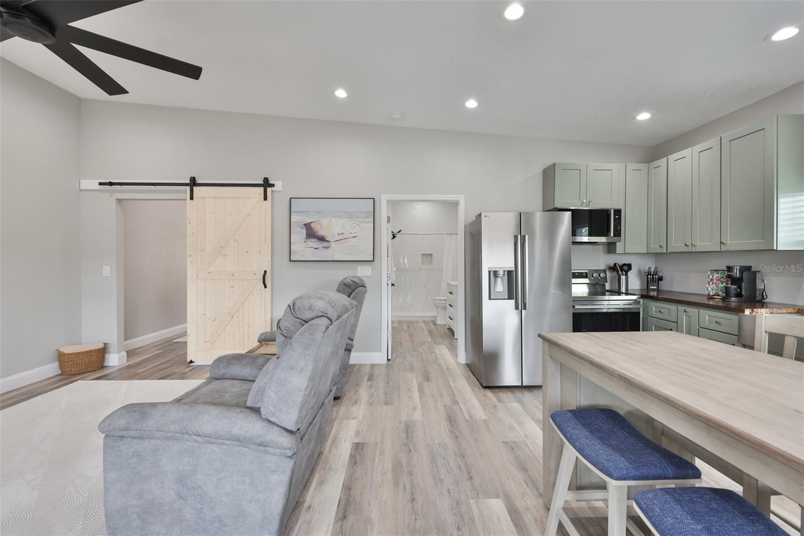 HISCOCK FARM - Residential