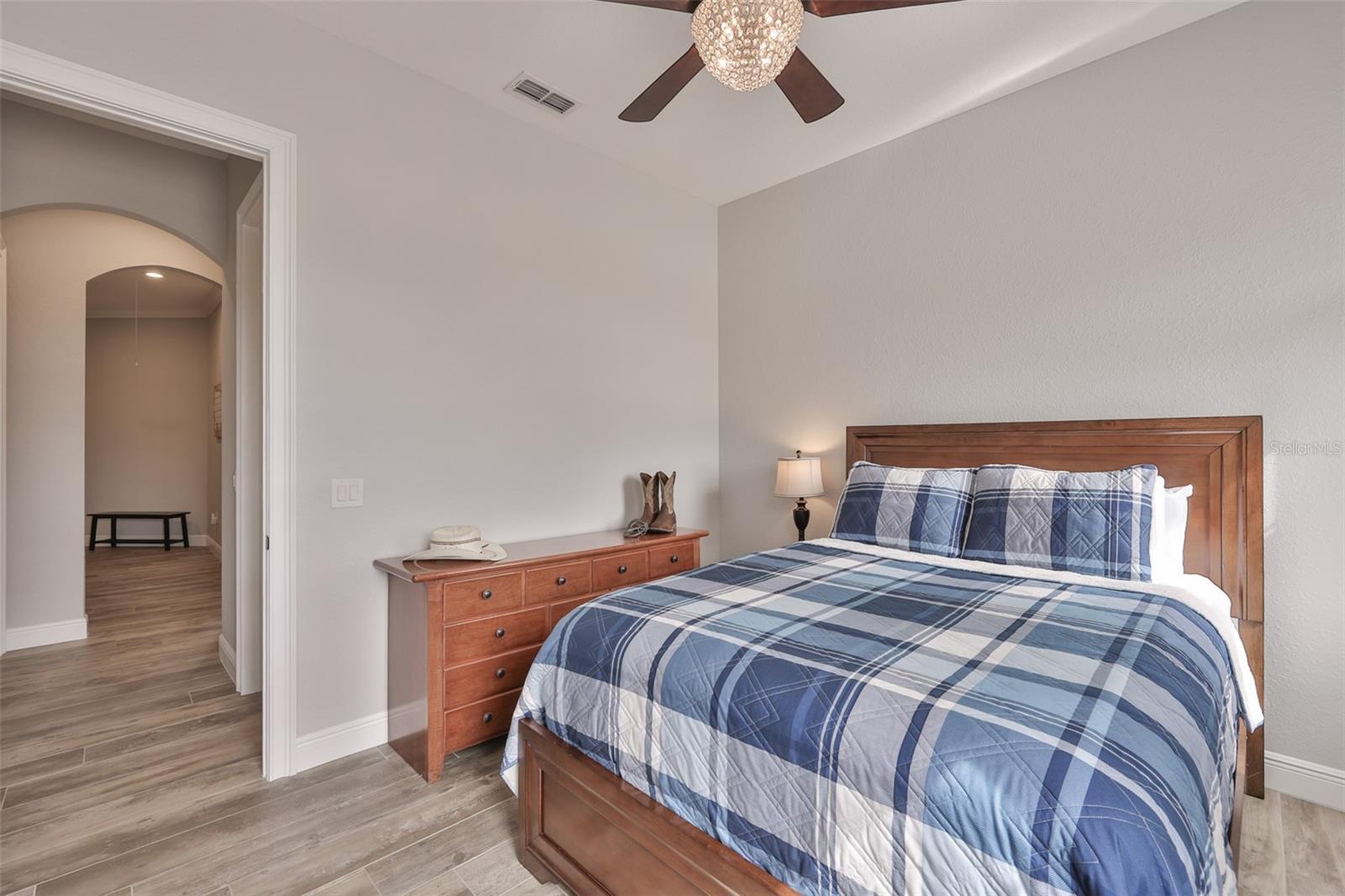 HISCOCK FARM - Residential