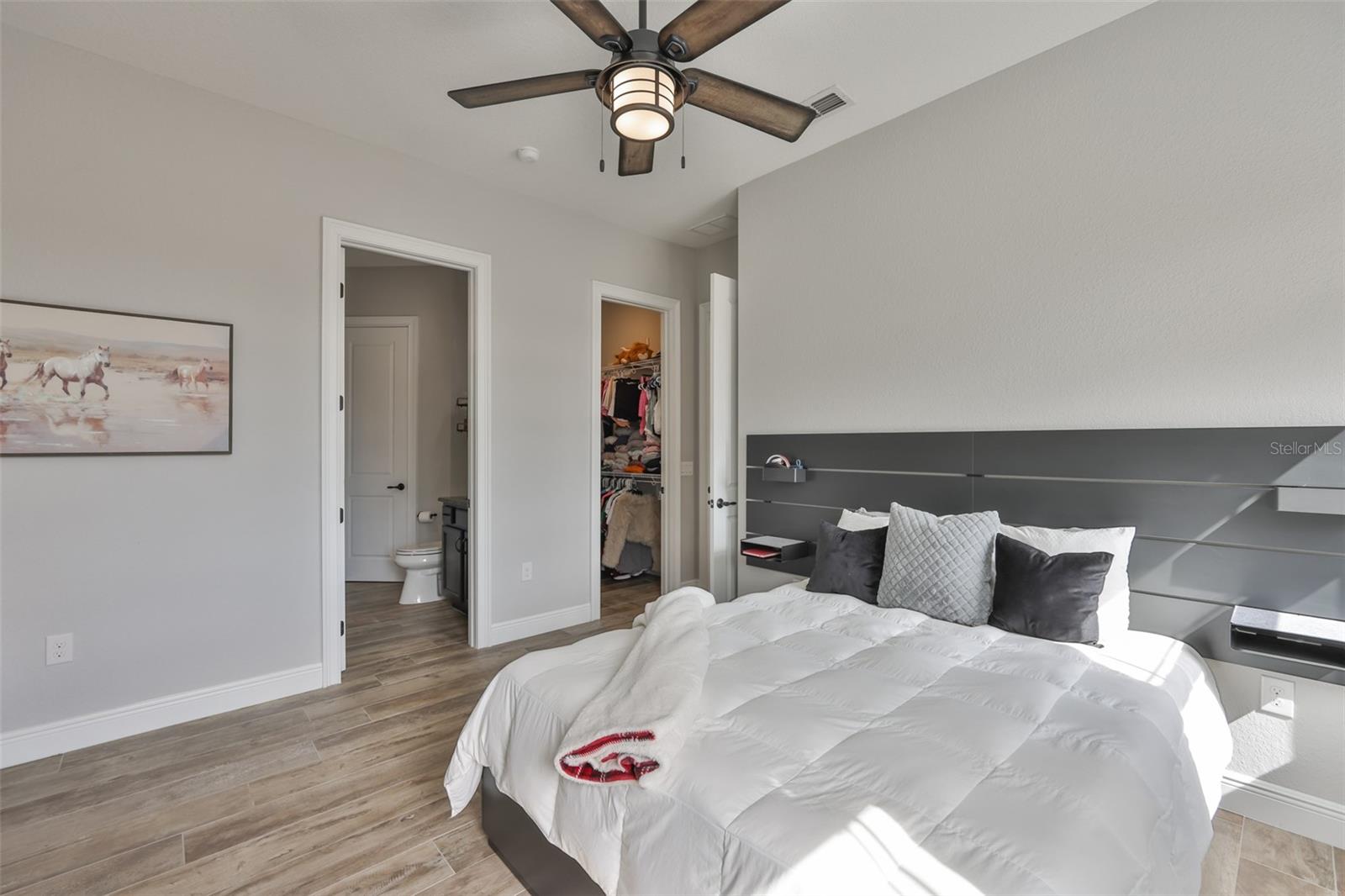 HISCOCK FARM - Residential