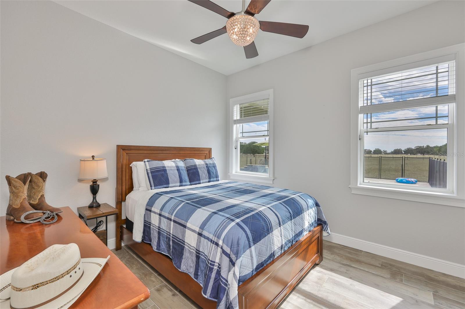 HISCOCK FARM - Residential