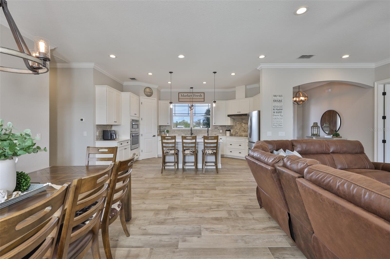 HISCOCK FARM - Residential