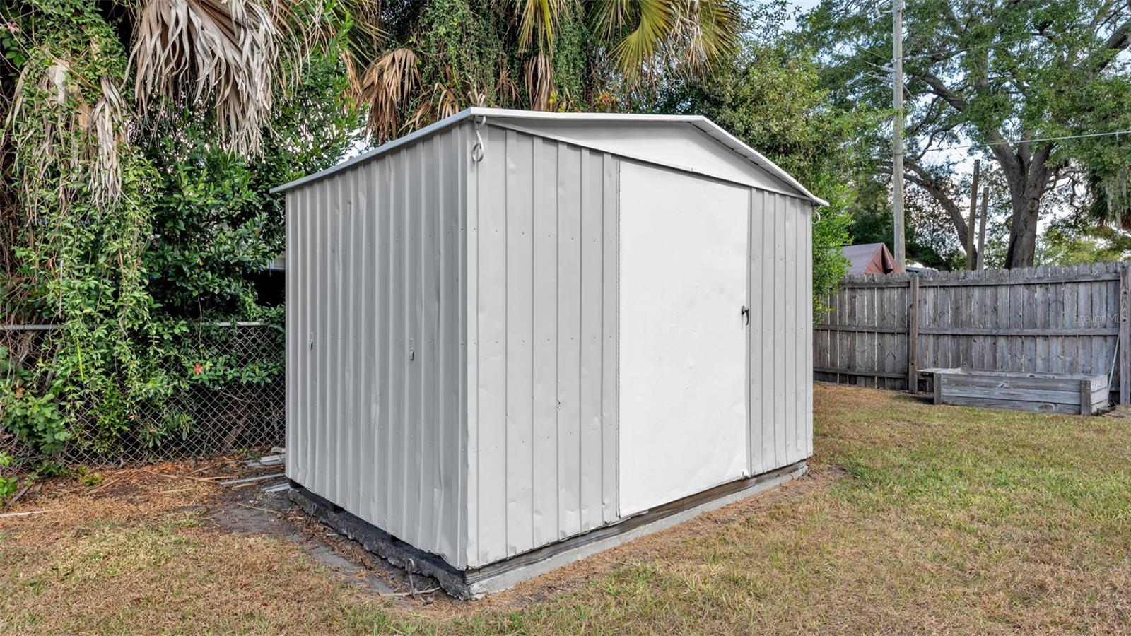 WAVERLY PLACE REP - Residential