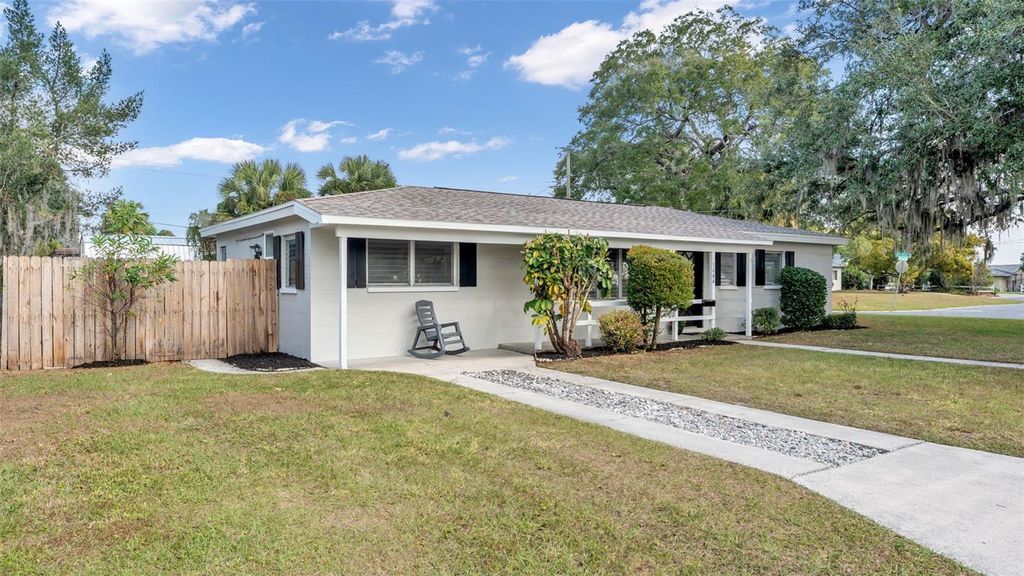 Photo of 1644 Pineberry Street, Lakeland, FL 33803 (MLS # L4957560)