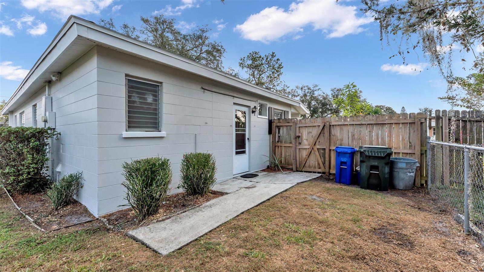 WAVERLY PLACE REP - Residential