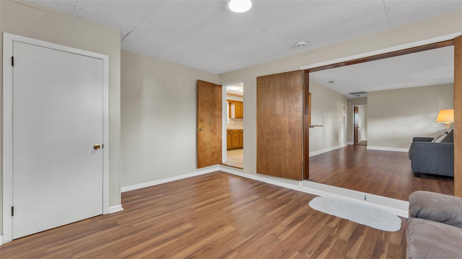 WAVERLY PLACE REP - Residential