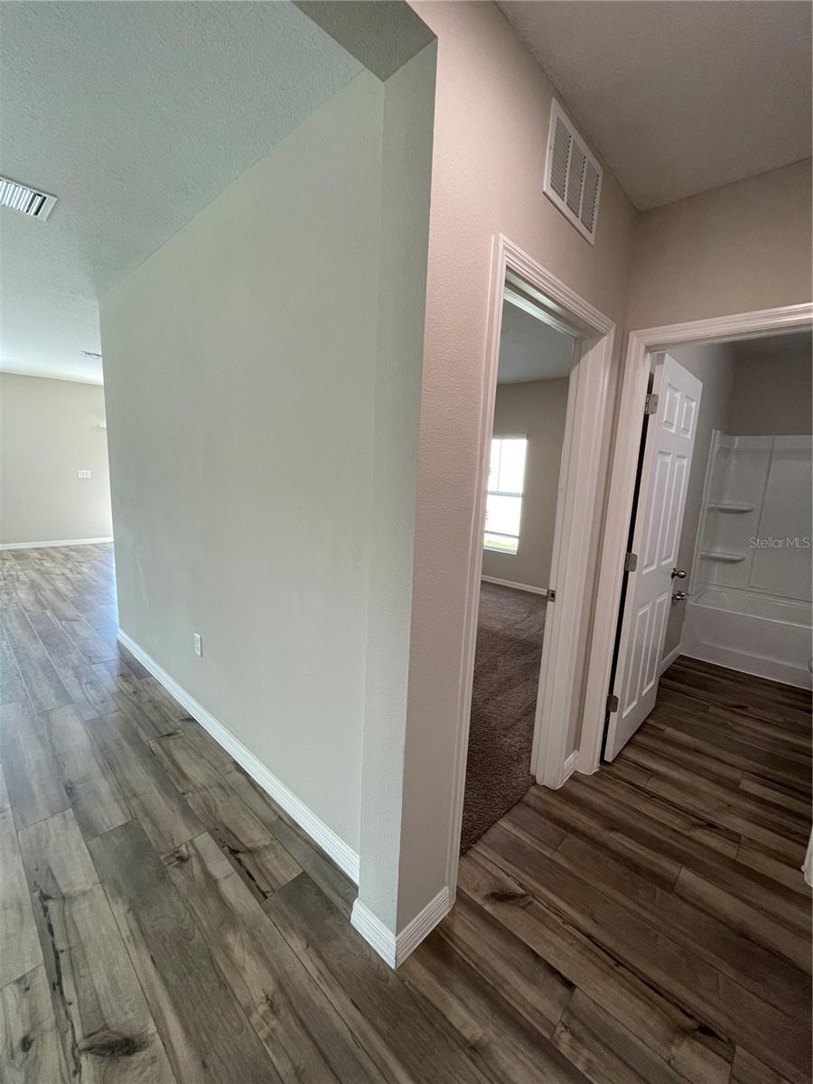 PASADENA POINT PH I - Residential Lease