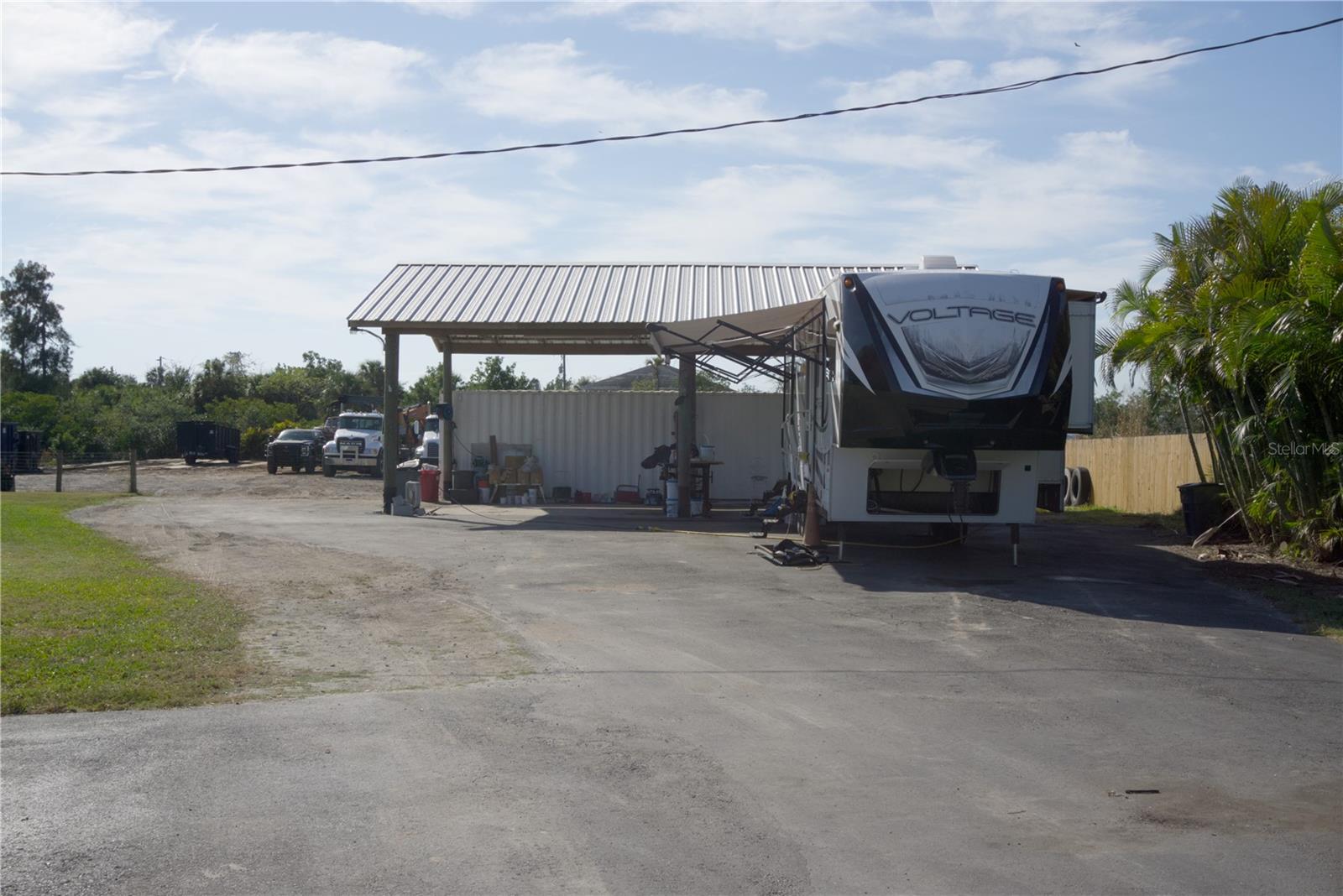 ACREAGE - Residential