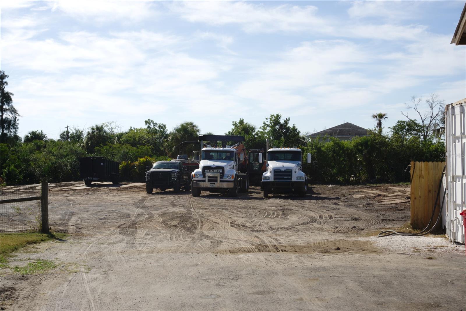 ACREAGE - Residential