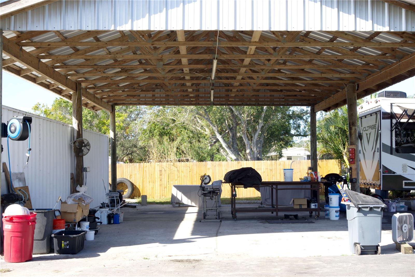 ACREAGE - Residential