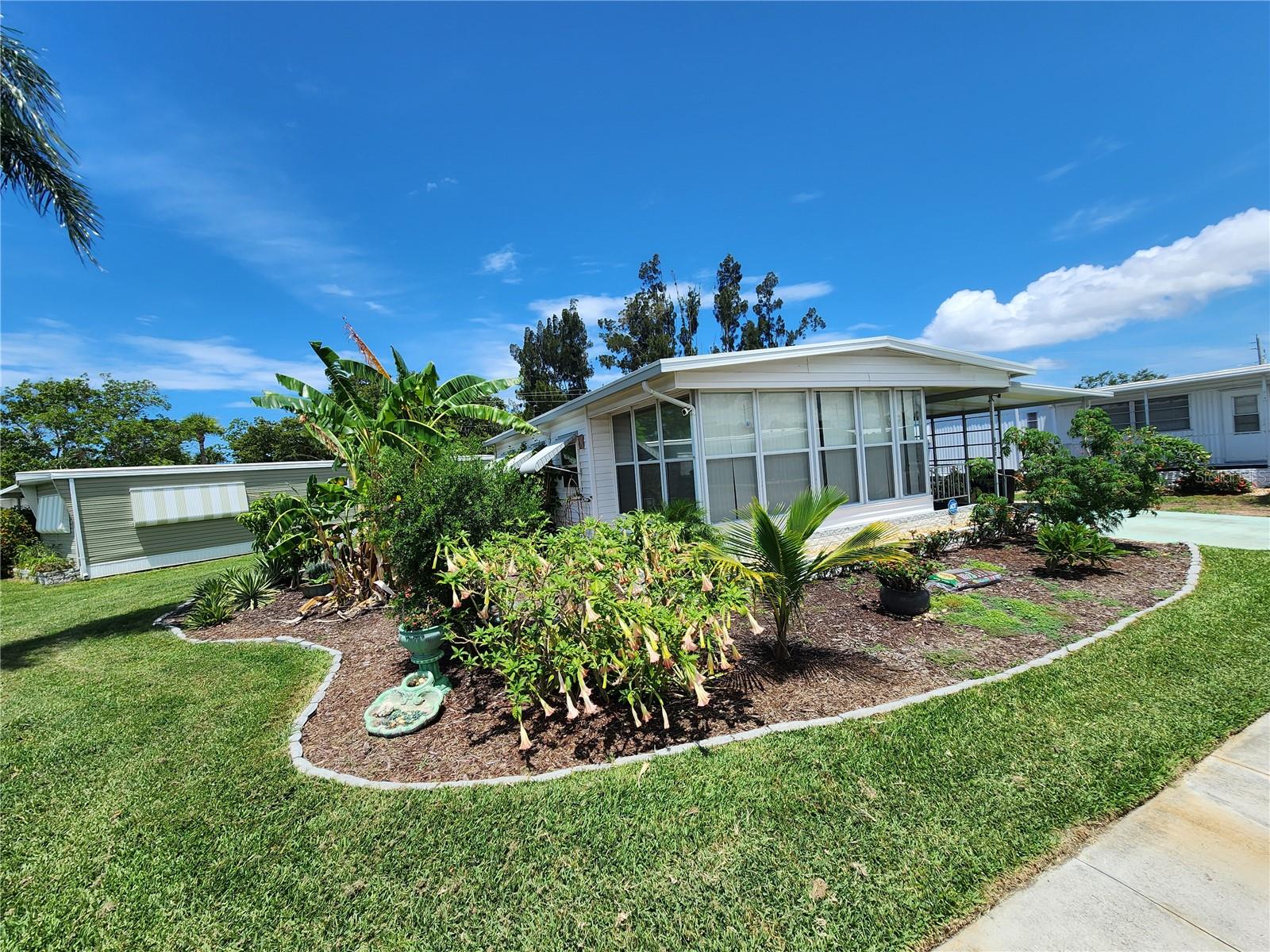 CHATEAU VILLAGE CO-OP - Residential