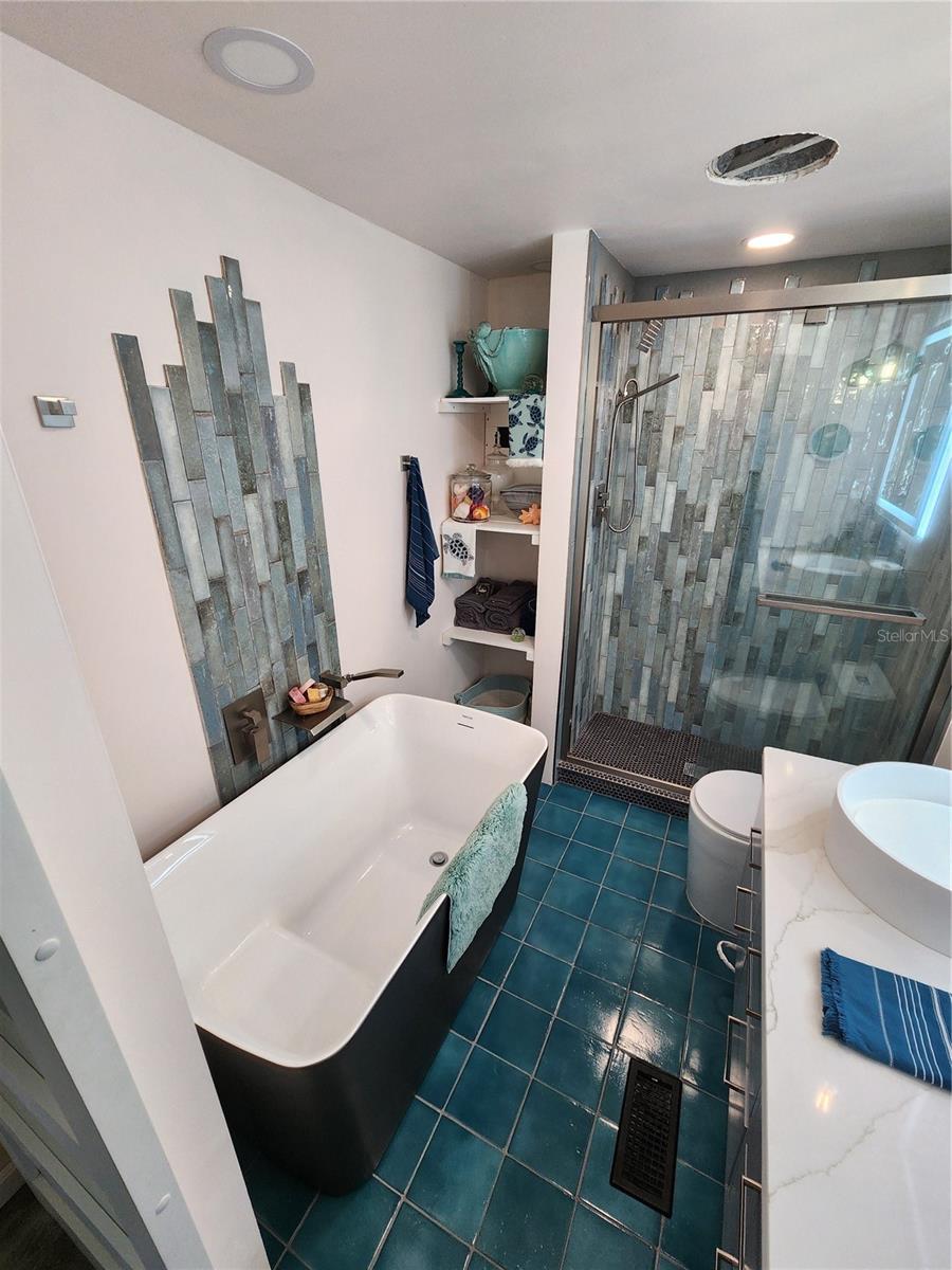 CHATEAU VILLAGE CO-OP - Residential