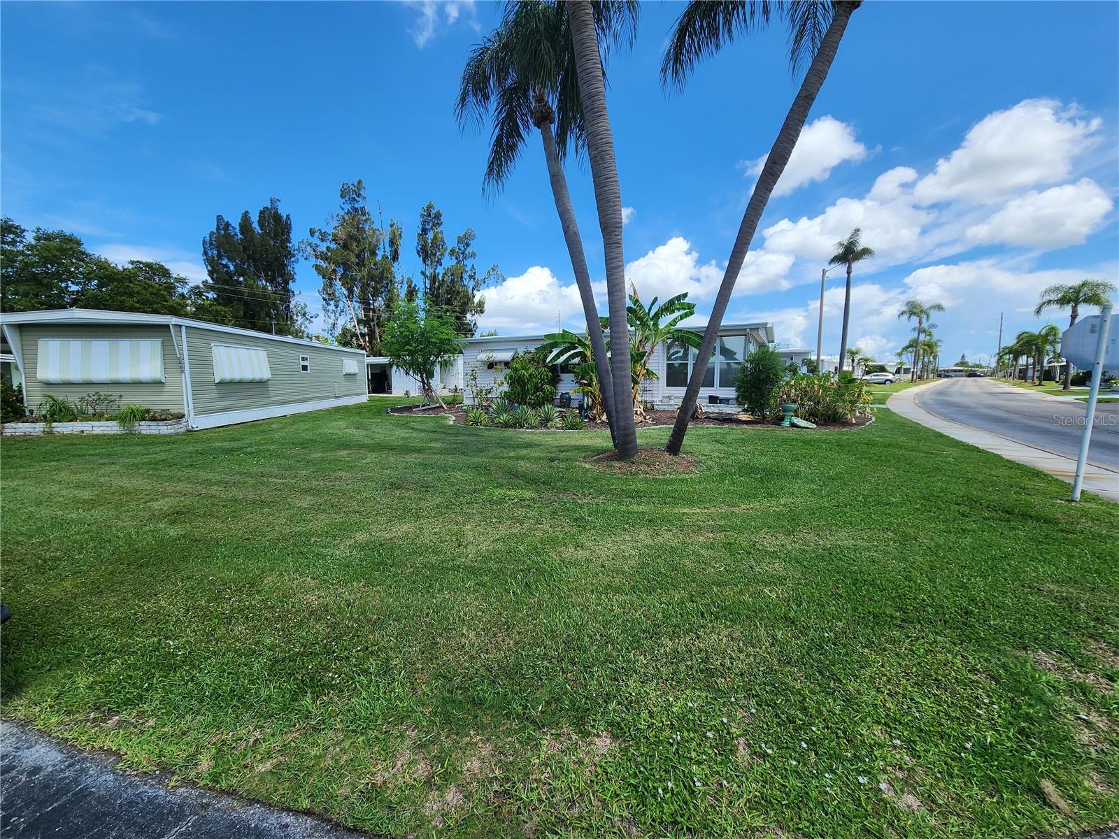 CHATEAU VILLAGE CO-OP - Residential